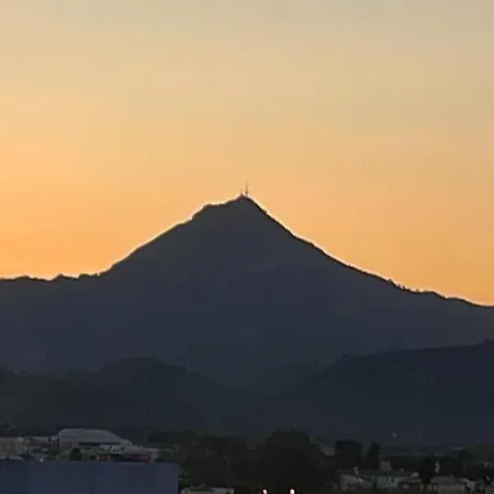 Atico Bellreguart Apartamento *